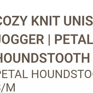 SKIMS Cozy Knit Jogger in Petal Houndstooth